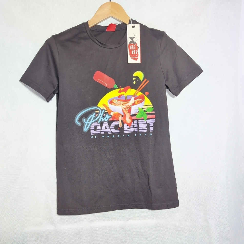 Bibisama Streetwear Sz S Pho Dac Biet Sriracha Black T-Shirt NWT